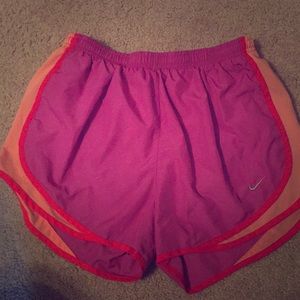 Nike running shorts - light purple/pink